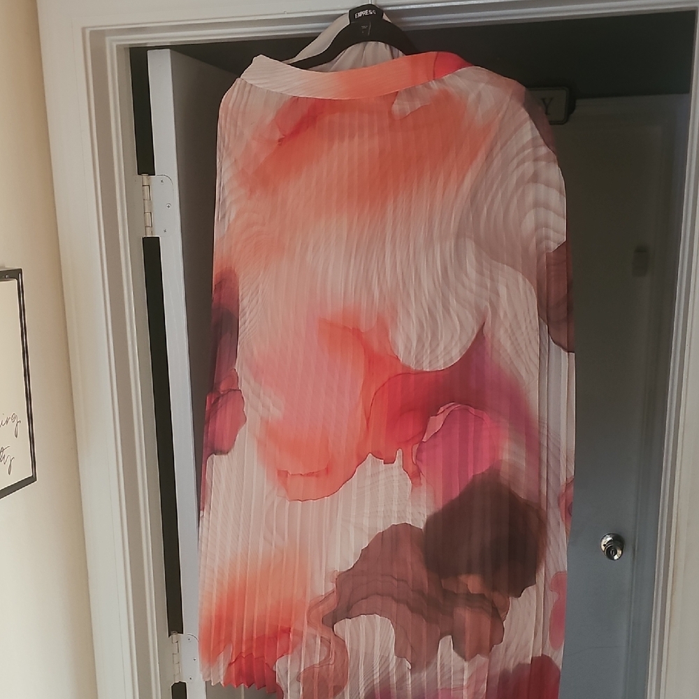 Express Vibrant Pleated Maxi Skirt